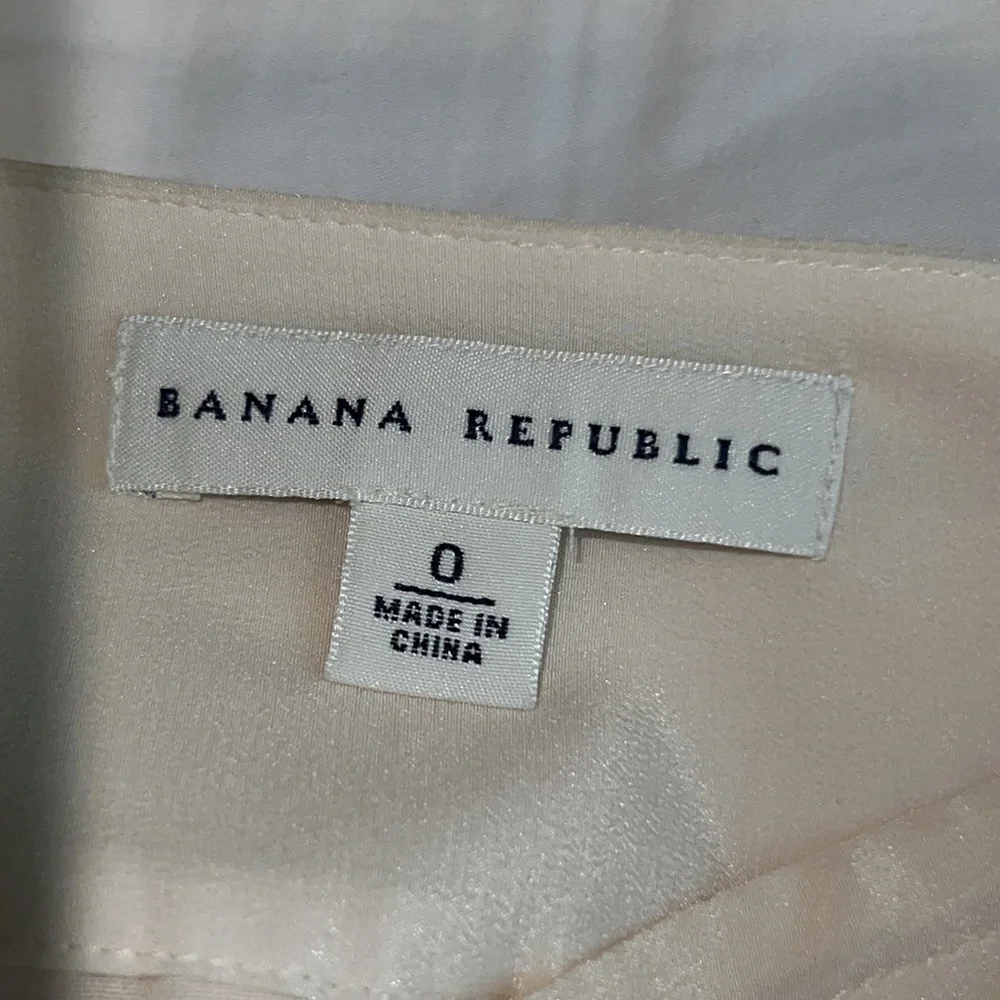 Banana Republic cream ivory silk pleated skit midi with lining zipper closure 0 - Picture 7 of 8